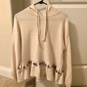 tassel pullover